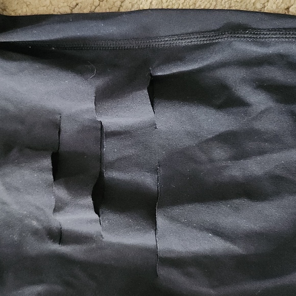 Zyia womens size 6-8 purposely cut for style bnwot - Picture 2 of 5